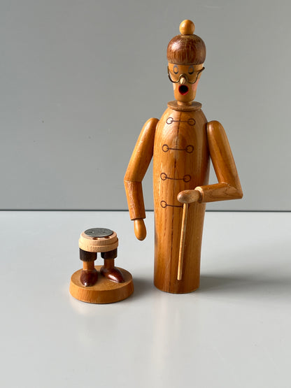 OBJEKT DER WOCHE Räuchermännchen